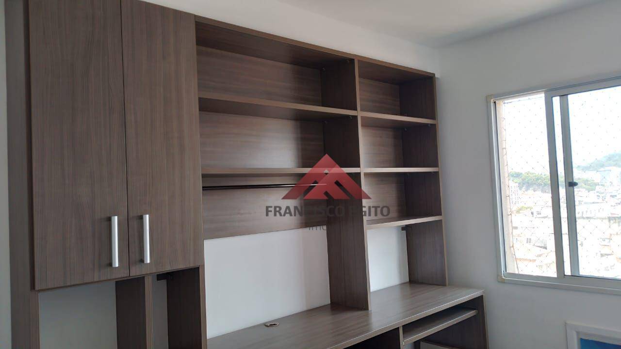 Apartamento à venda com 2 quartos, 67m² - Foto 3