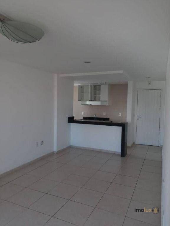 Apartamento para alugar com 2 quartos, 70m² - Foto 13