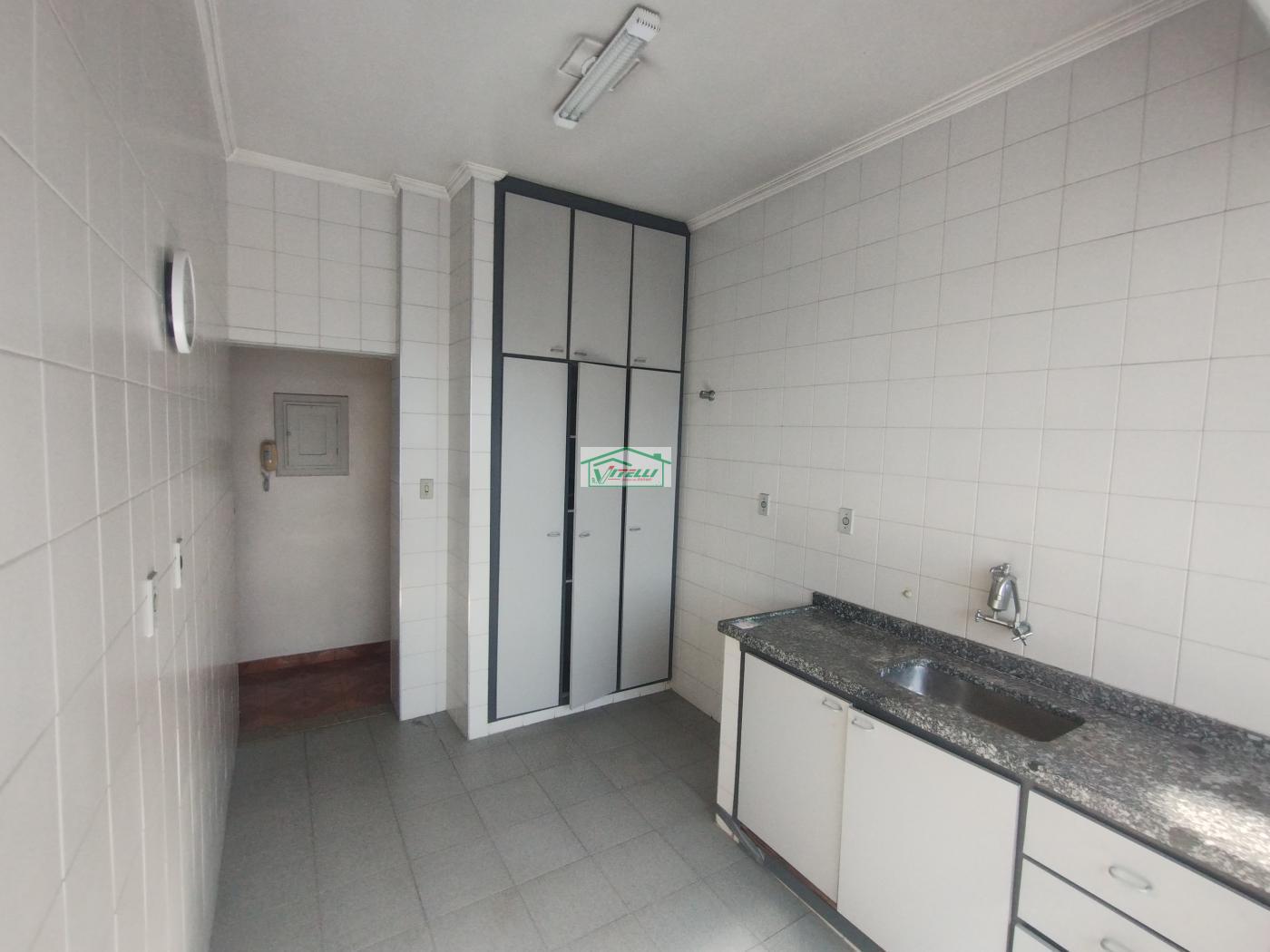 Apartamento à venda com 2 quartos, 65m² - Foto 1