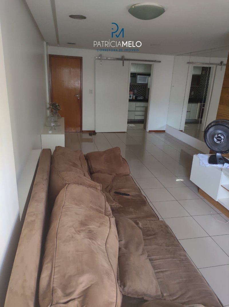 Apartamento à venda com 3 quartos, 93m² - Foto 1