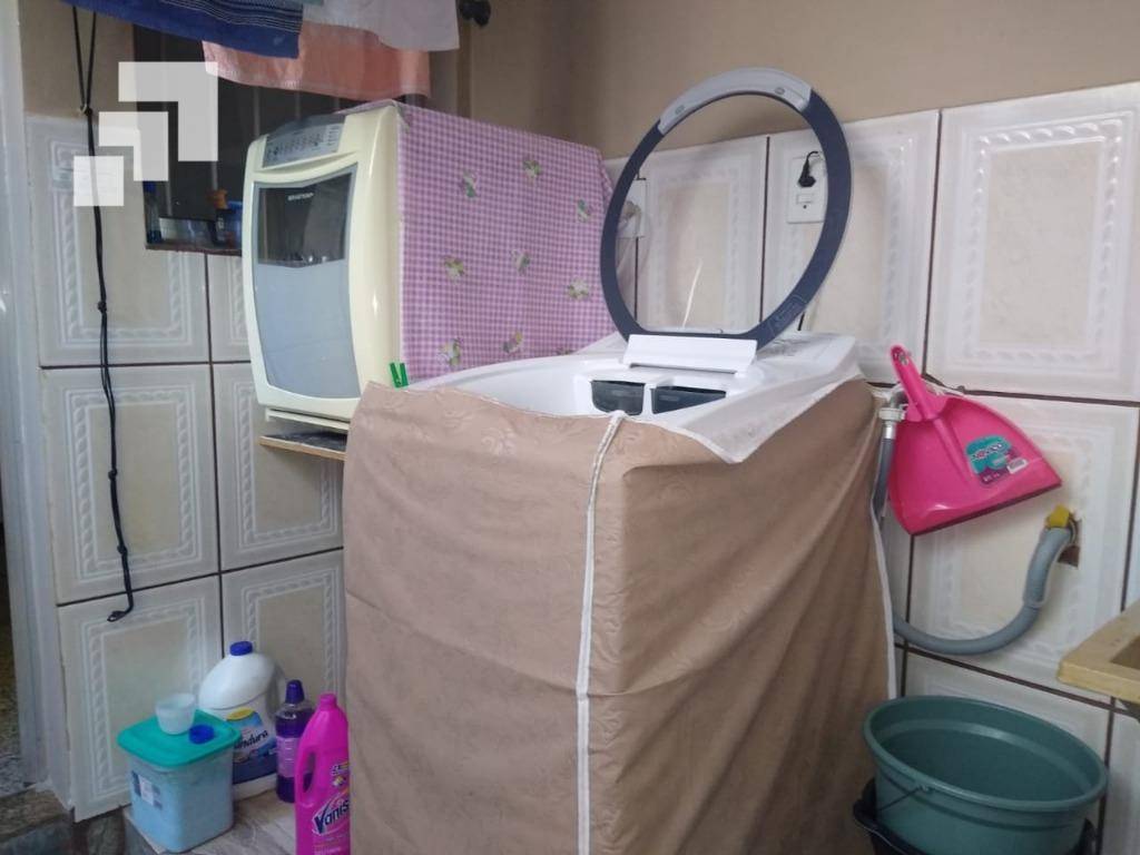 Sobrado à venda com 3 quartos, 180m² - Foto 6