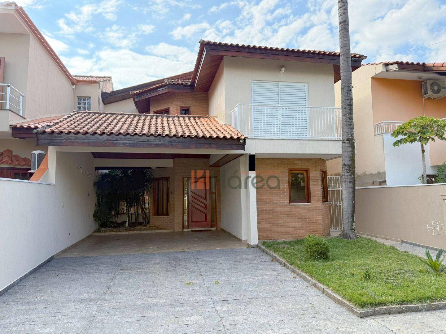 Sobrado, 3 quartos, 275 m² - Foto 1