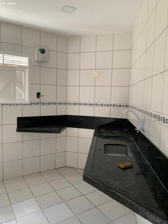 Casa à venda com 3 quartos, 120m² - Foto 2