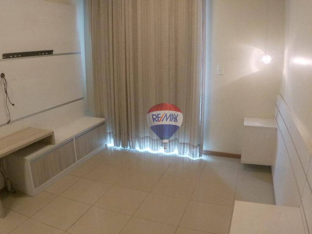 Apartamento para alugar com 3 quartos, 155m² - Foto 14