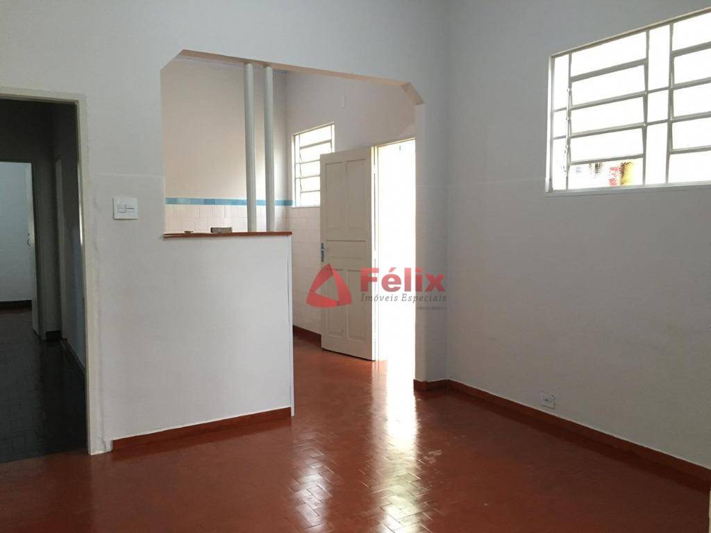 Casa à venda com 3 quartos, 110m² - Foto 4