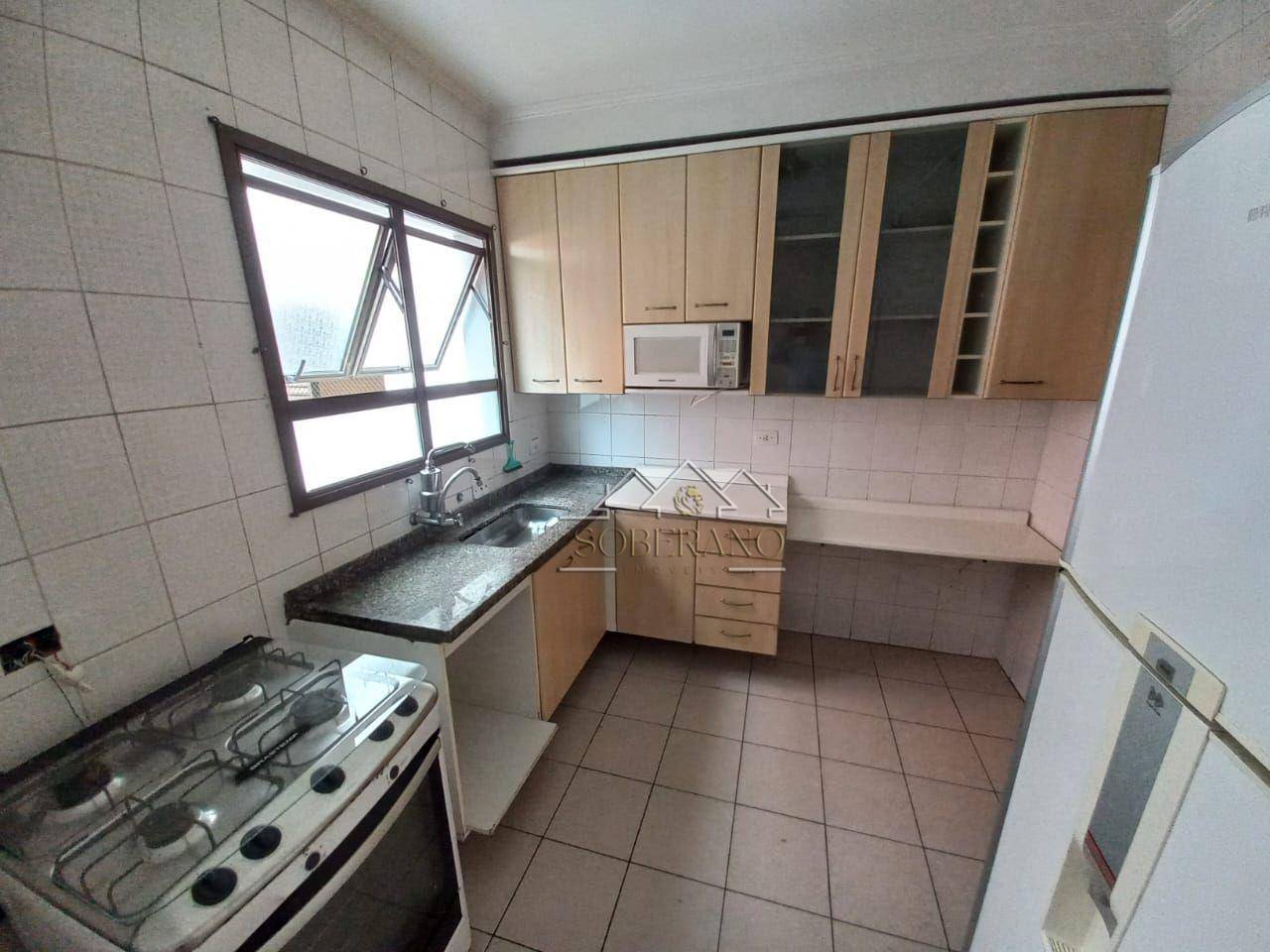 Apartamento à venda com 2 quartos, 64m² - Foto 2