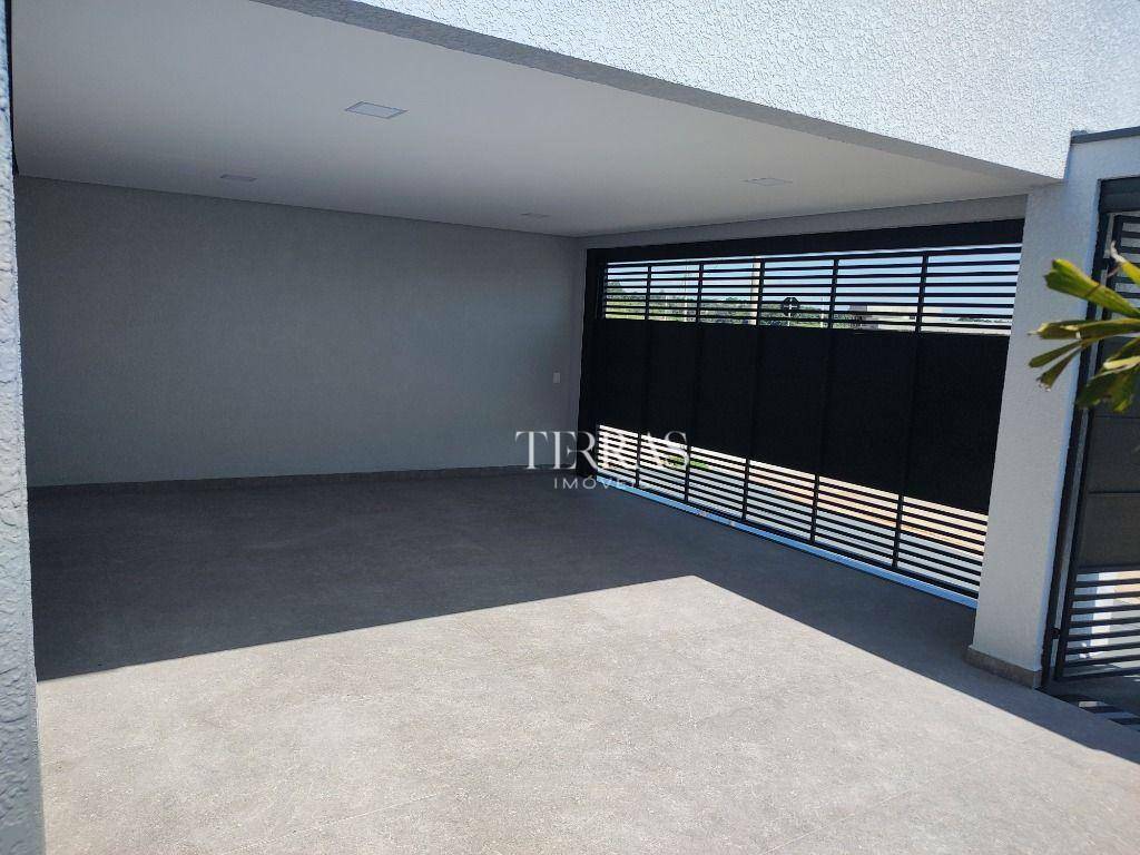 Casa à venda com 3 quartos, 131m² - Foto 3