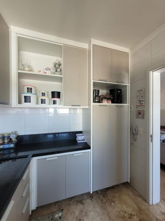 Apartamento à venda com 2 quartos, 60m² - Foto 11