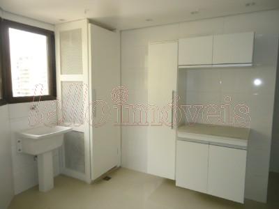 Apartamento para alugar com 3 quartos, 130m² - Foto 20