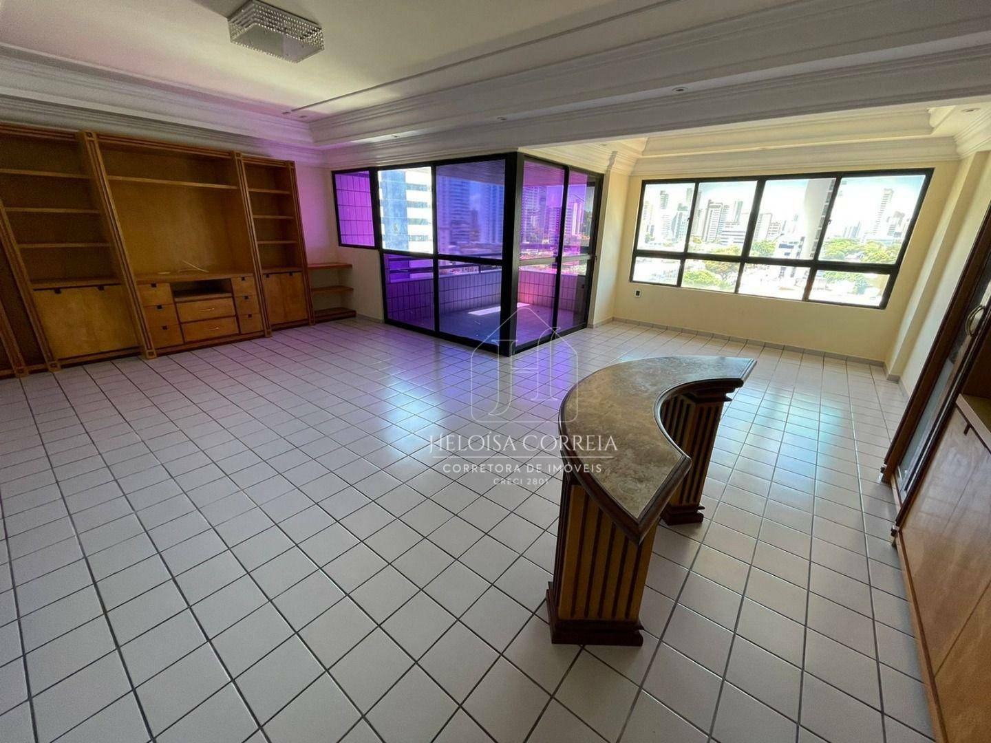 Apartamento à venda com 4 quartos, 188m² - Foto 1