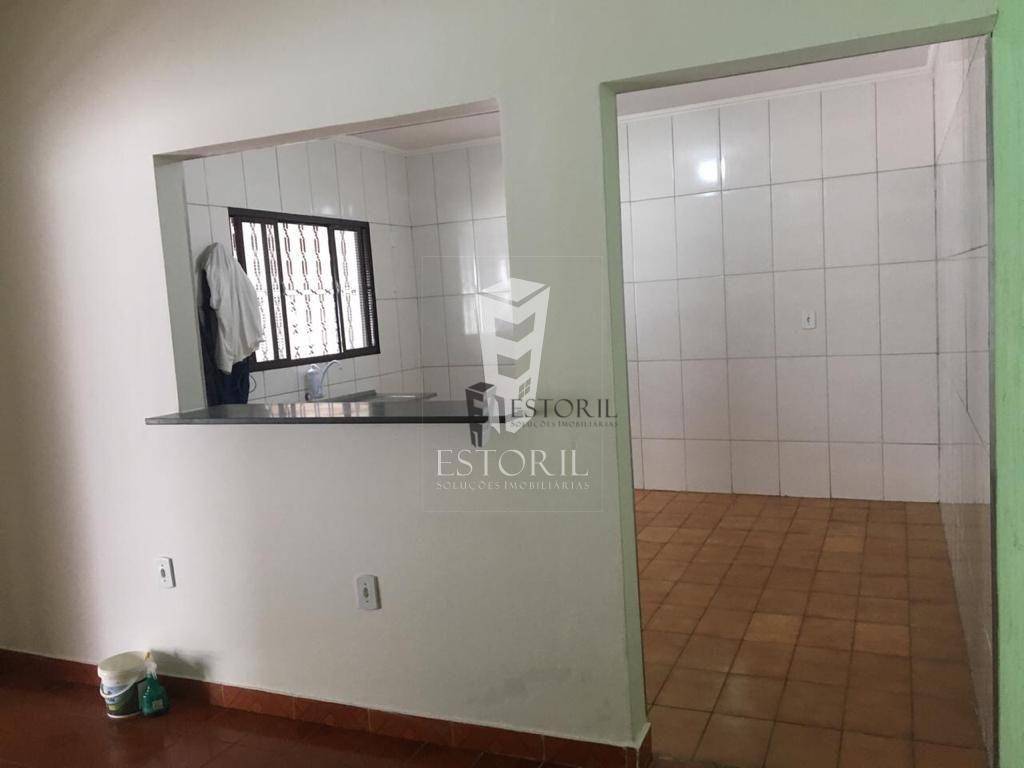 Casa à venda com 2 quartos, 120m² - Foto 9