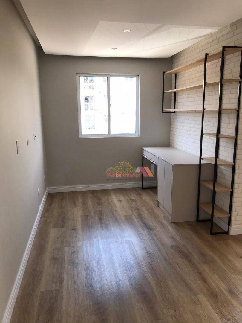 Apartamento à venda com 2 quartos, 63m² - Foto 11