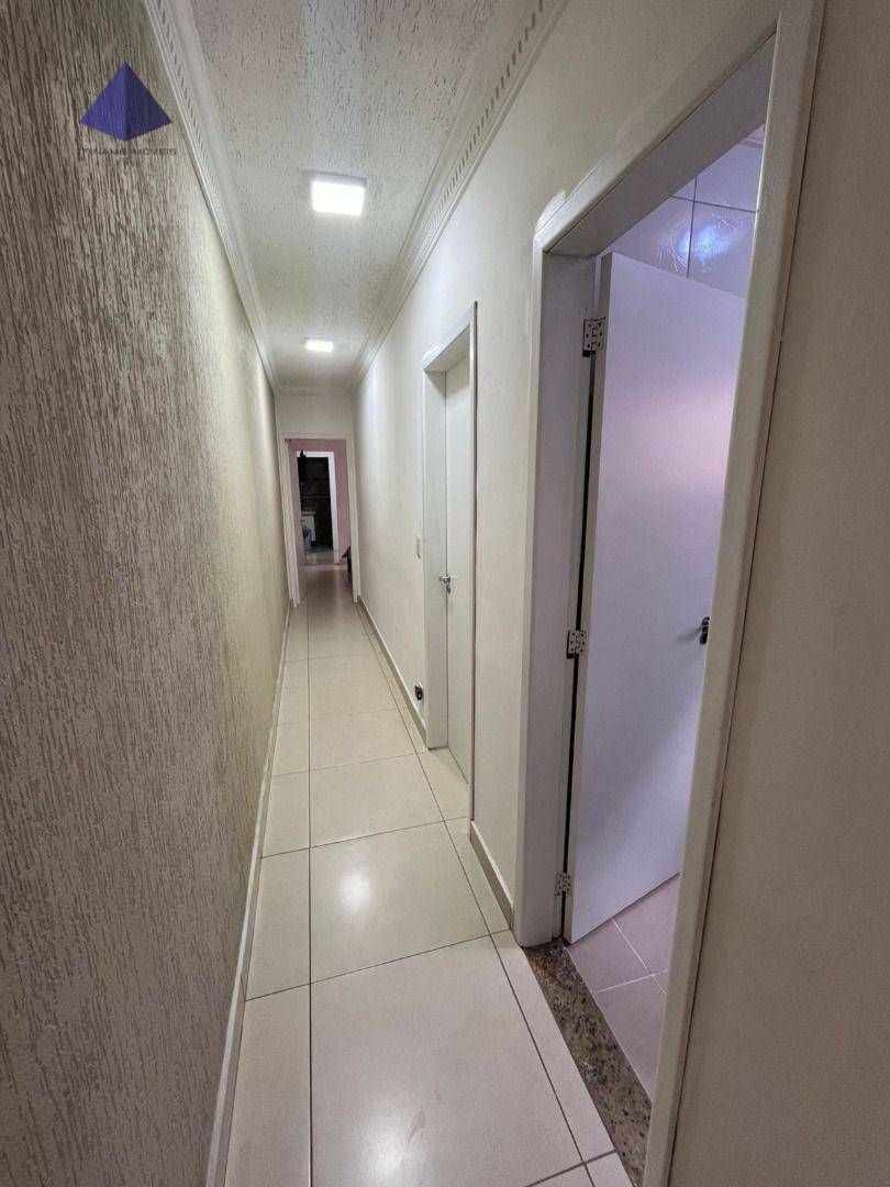 Casa à venda com 2 quartos, 125m² - Foto 9