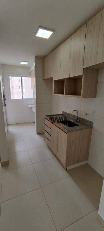 Apartamento para alugar com 2 quartos, 60m² - Foto 3