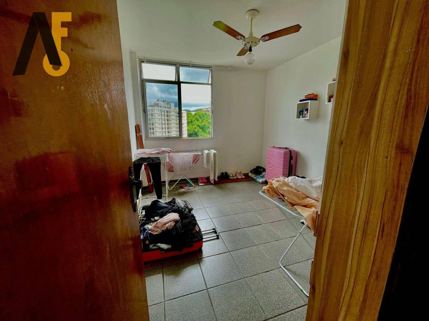 Apartamento à venda com 2 quartos, 62m² - Foto 6