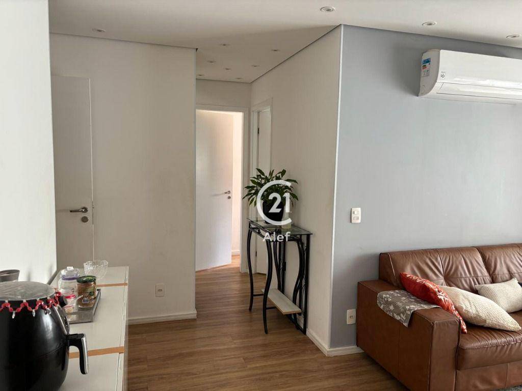 Apartamento à venda com 2 quartos, 62m² - Foto 13