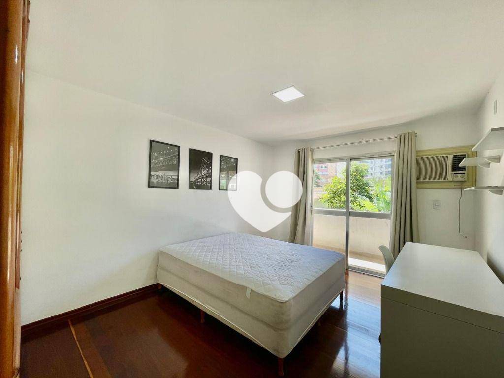 Apartamento para alugar com 3 quartos, 165m² - Foto 13