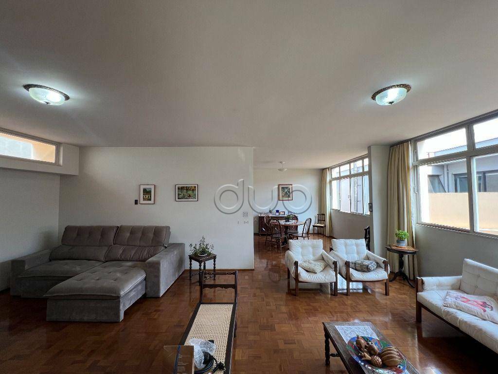 Casa, 3 quartos, 342 m² - Foto 1