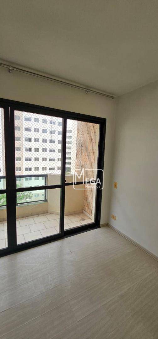 Apartamento à venda com 2 quartos, 64m² - Foto 2