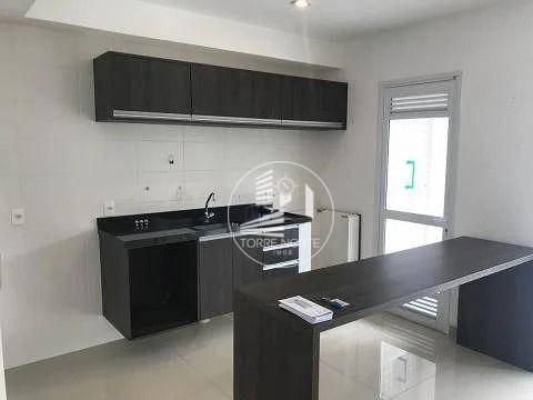 Apartamento à venda com 2 quartos, 67m² - Foto 2