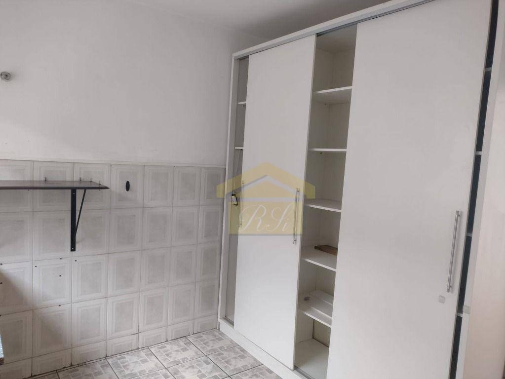 Sobrado à venda com 2 quartos, 100m² - Foto 3