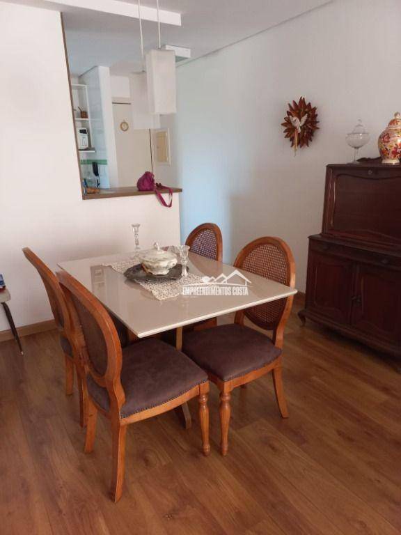 Apartamento à venda com 2 quartos, 76m² - Foto 3