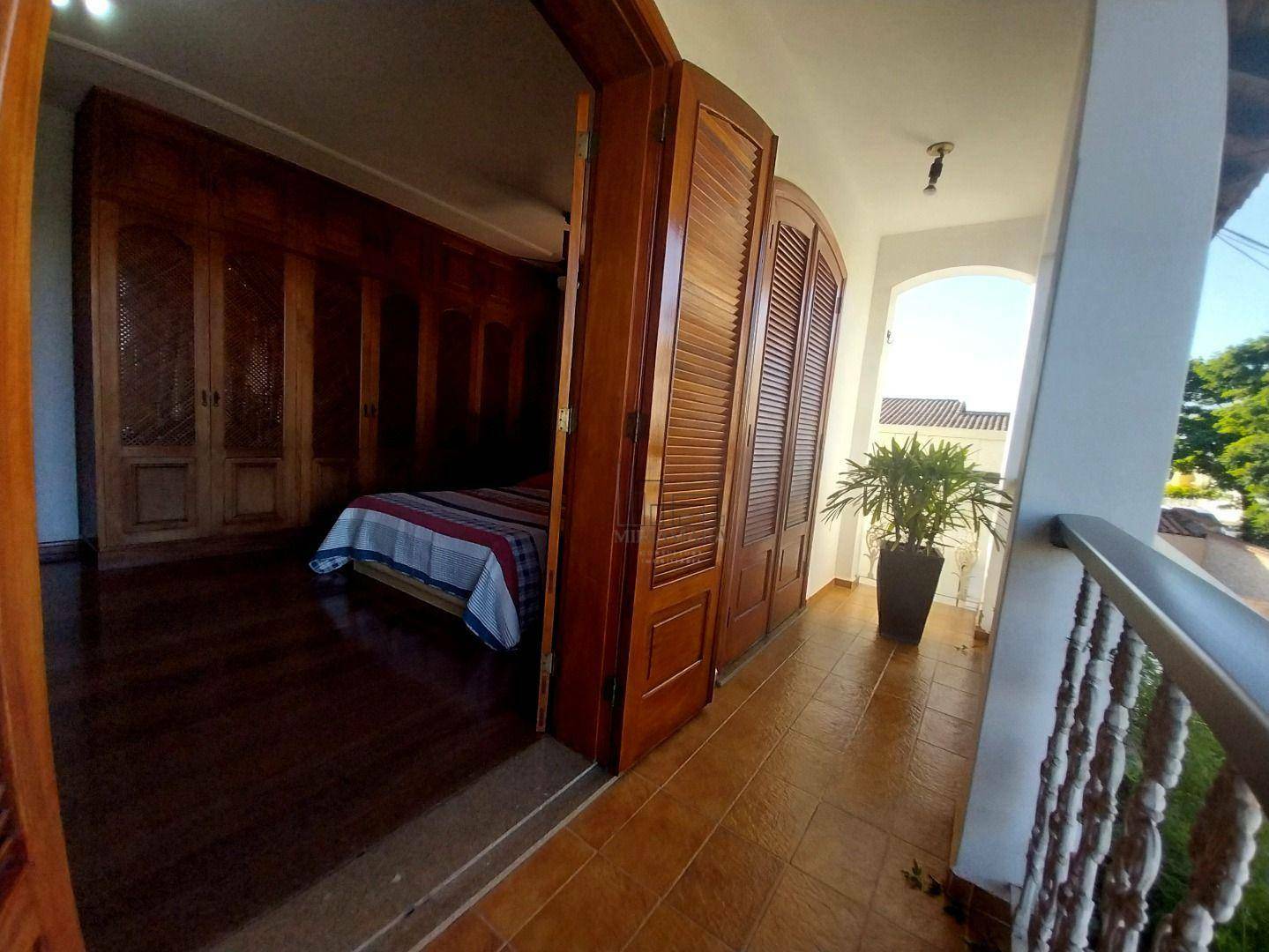 Casa à venda com 7 quartos, 383M2 - Foto 12