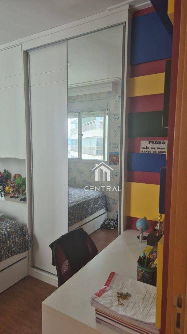 Apartamento à venda com 3 quartos, 96m² - Foto 8