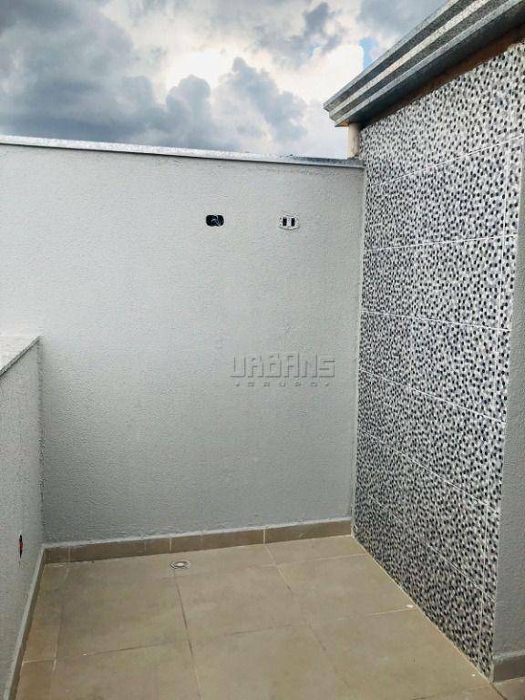 Cobertura à venda com 2 quartos, 102m² - Foto 3