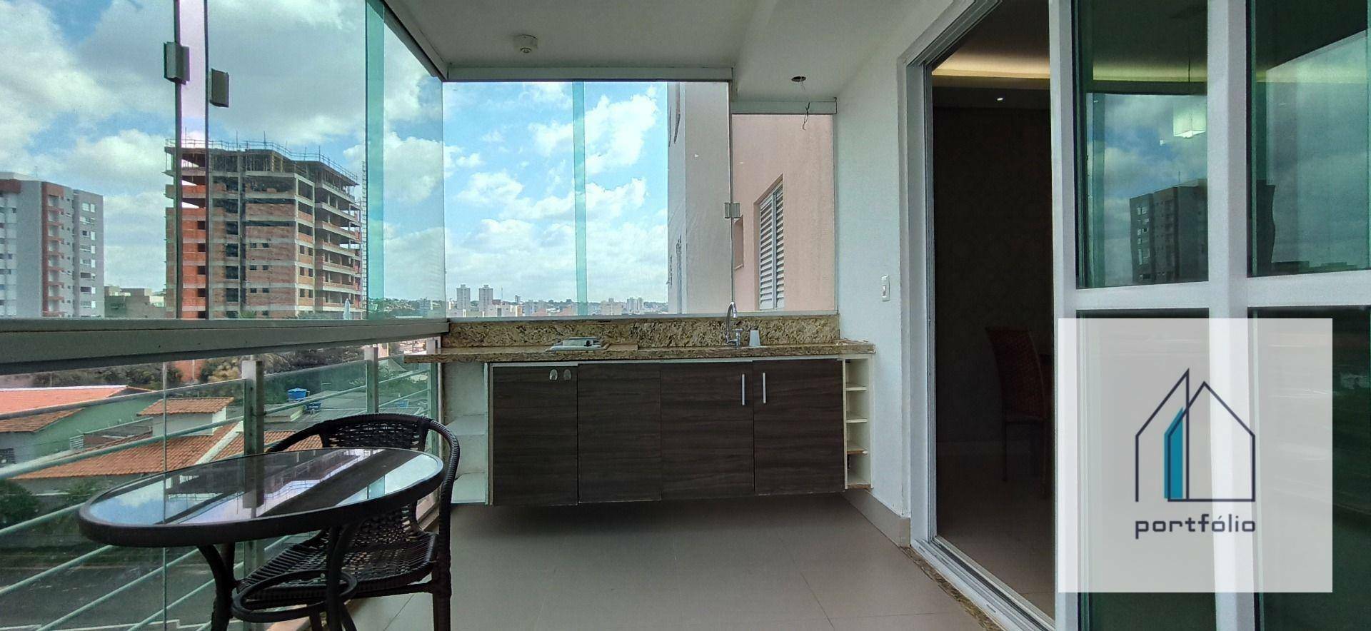 Apartamento à venda com 3 quartos, 98m² - Foto 1