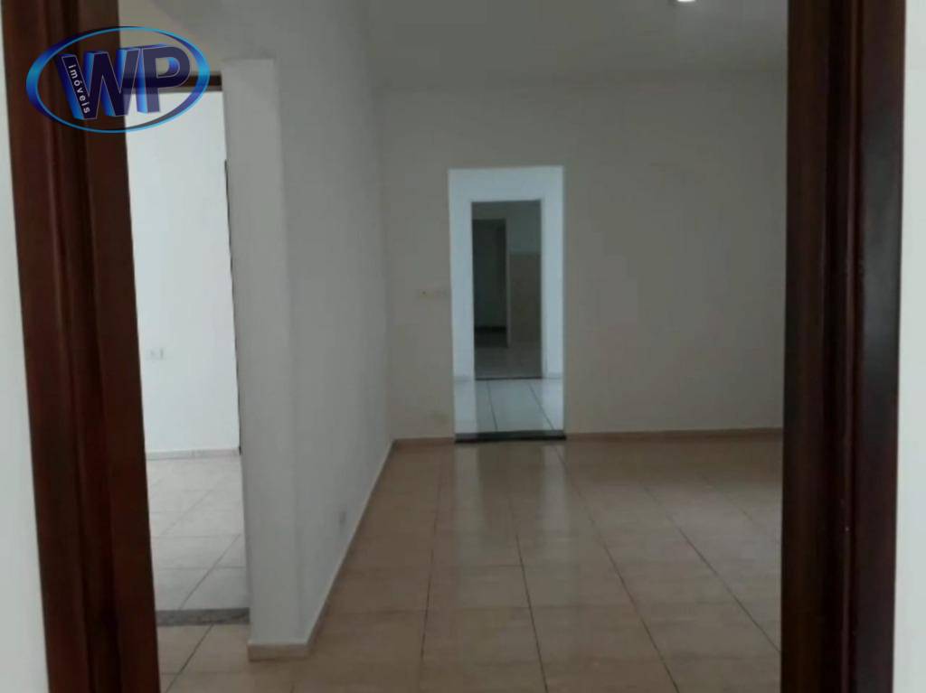 Casa à venda com 5 quartos, 213m² - Foto 14