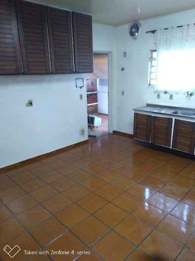 Casa à venda com 3 quartos, 196m² - Foto 7