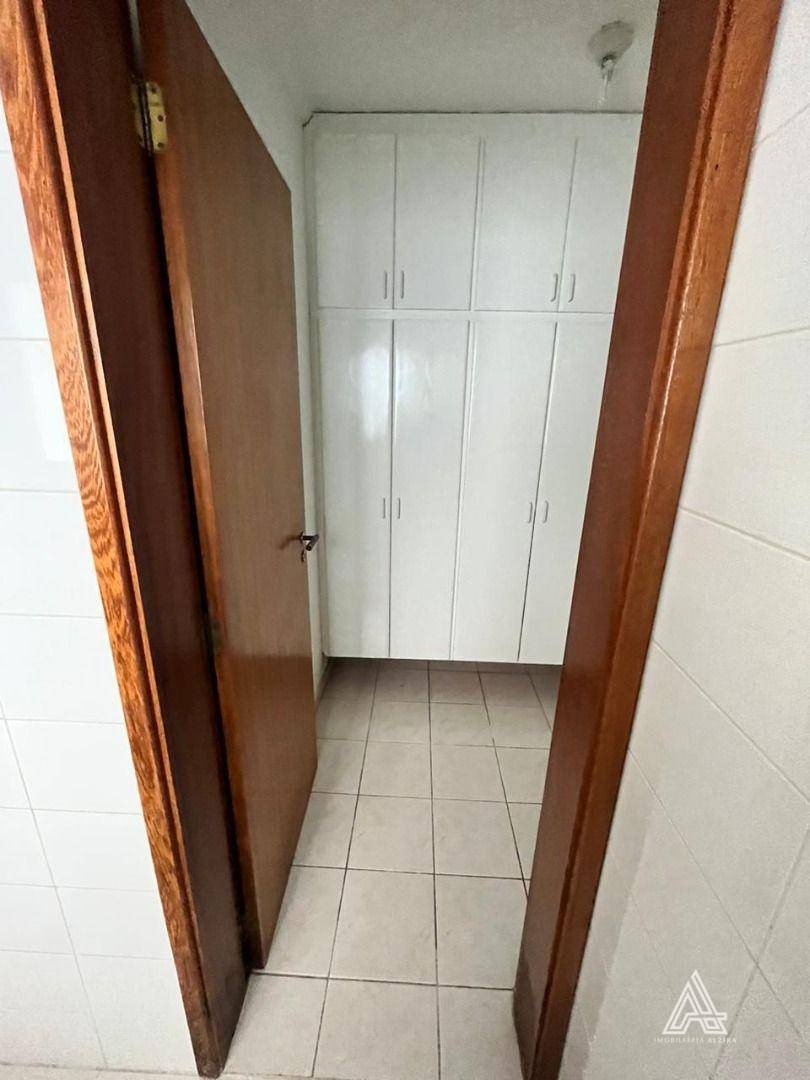 Apartamento à venda com 3 quartos, 114m² - Foto 22