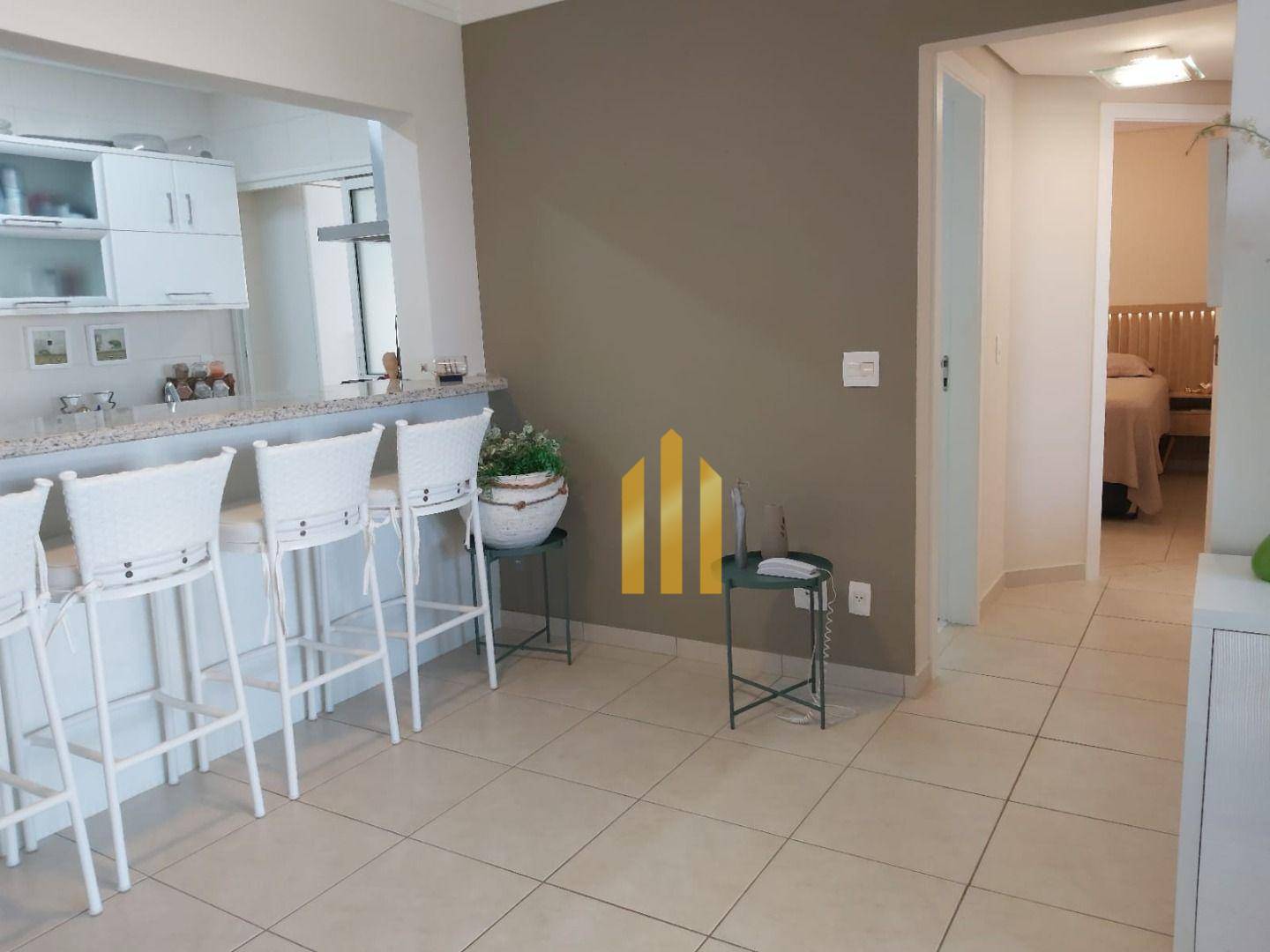 Apartamento à venda com 3 quartos, 98m² - Foto 7