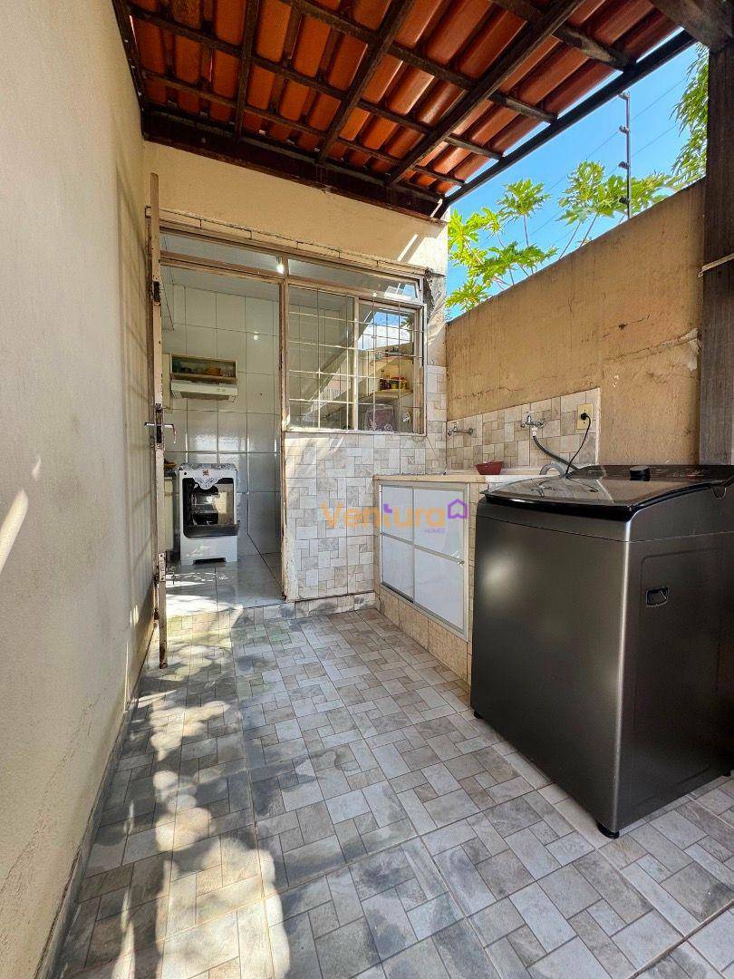 Apartamento à venda com 2 quartos, 42m² - Foto 6