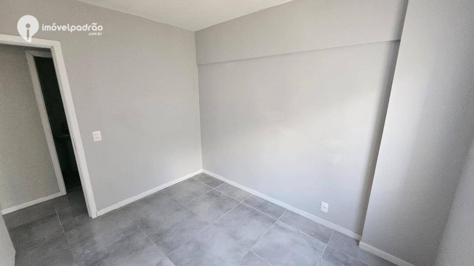 Apartamento à venda com 2 quartos, 60m² - Foto 21