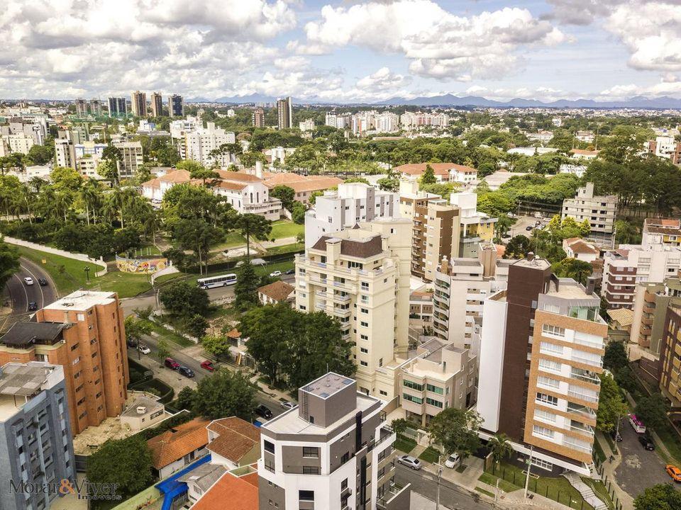 Apartamento à venda com 3 quartos, 209m² - Foto 5