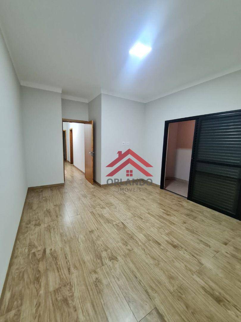 Casa à venda com 3 quartos, 150m² - Foto 1