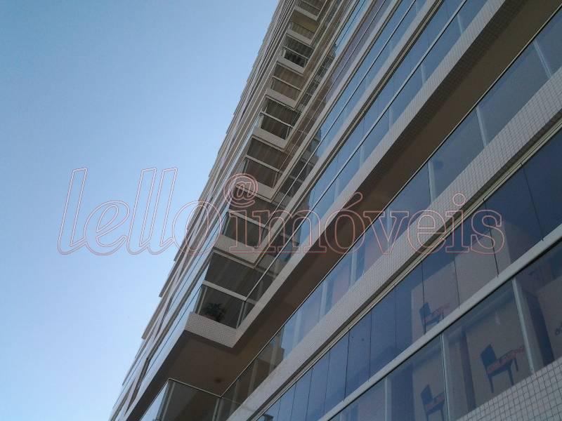 Apartamento à venda com 3 quartos, 227m² - Foto 4