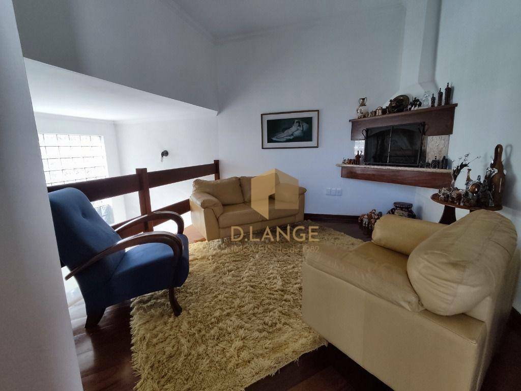 Casa à venda com 4 quartos, 250m² - Foto 4