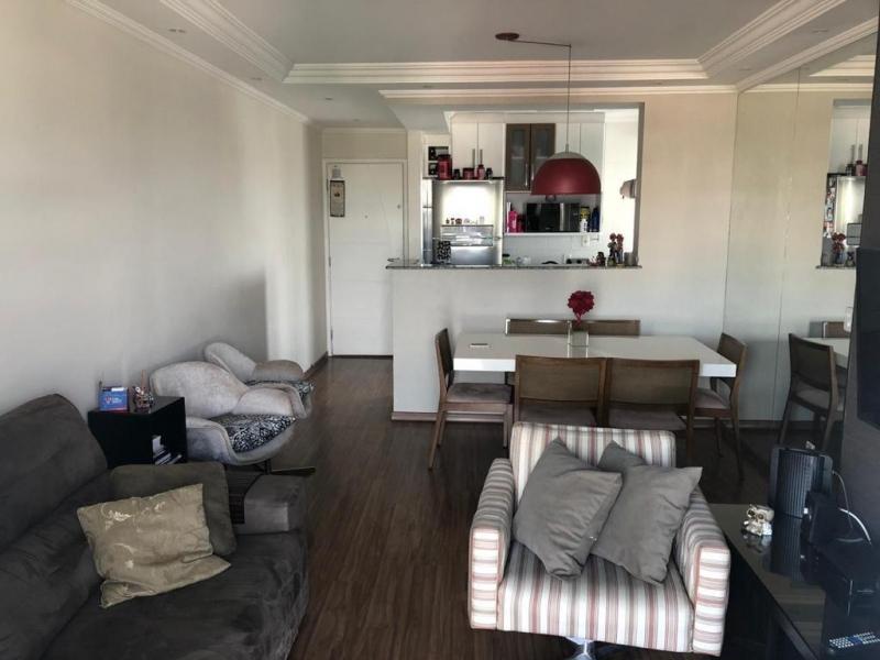 Apartamento à venda com 3 quartos, 74m² - Foto 4