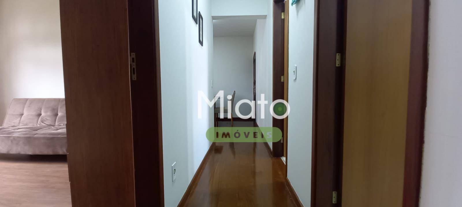 Apartamento à venda com 2 quartos, 77m² - Foto 4