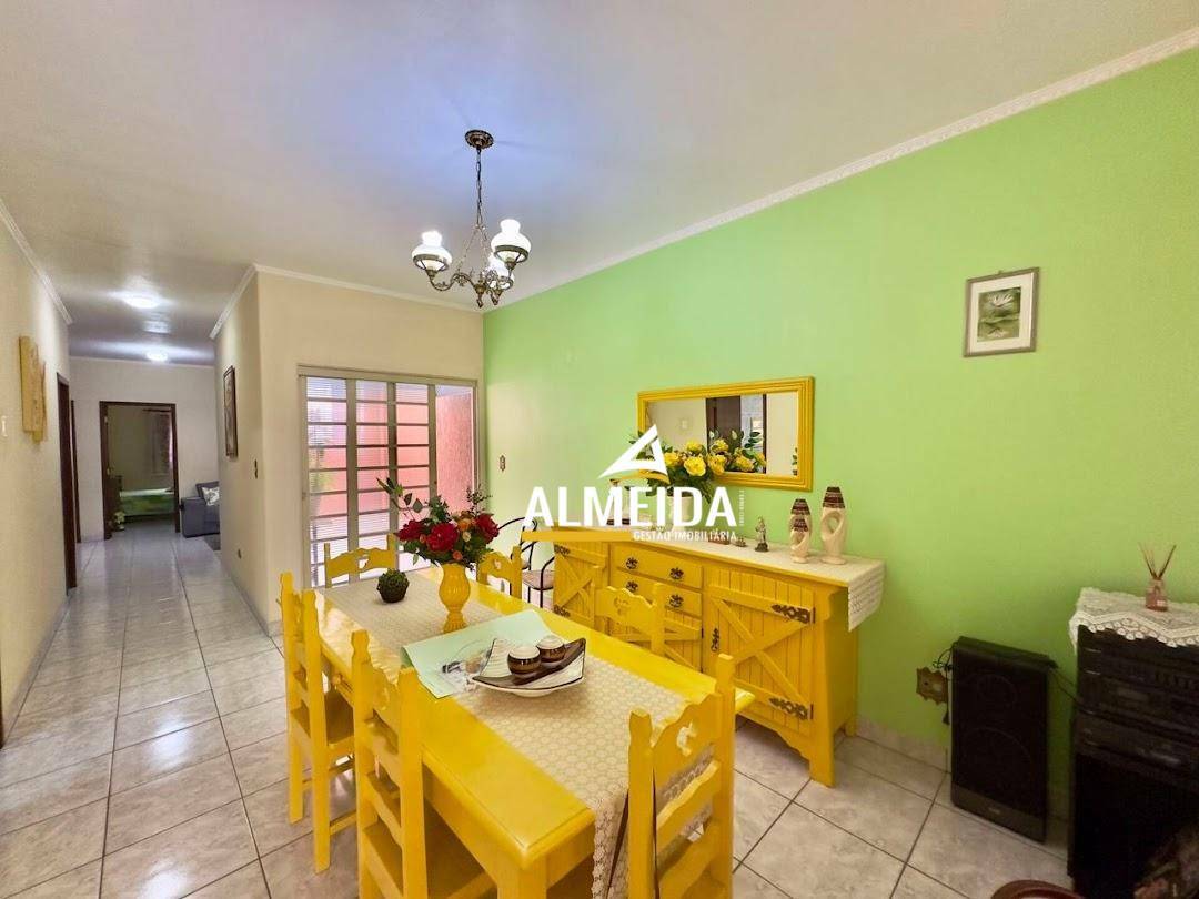 Casa, 3 quartos, 219 m² - Foto 9