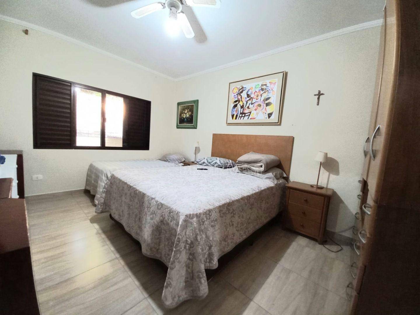 Casa de Condomínio à venda com 8 quartos, 600m² - Foto 34