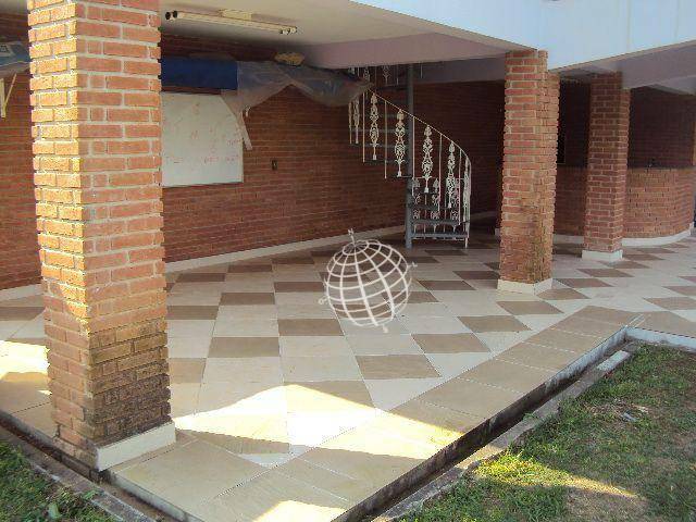Casa para alugar com 3 quartos, 600m² - Foto 13