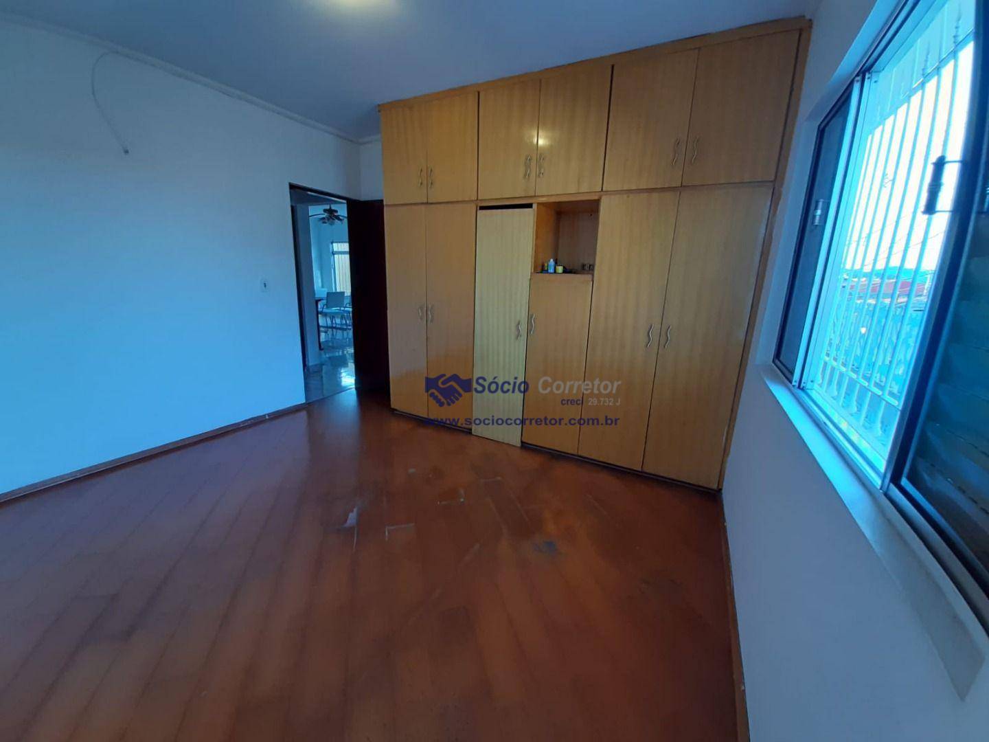 Casa à venda com 3 quartos, 366m² - Foto 46