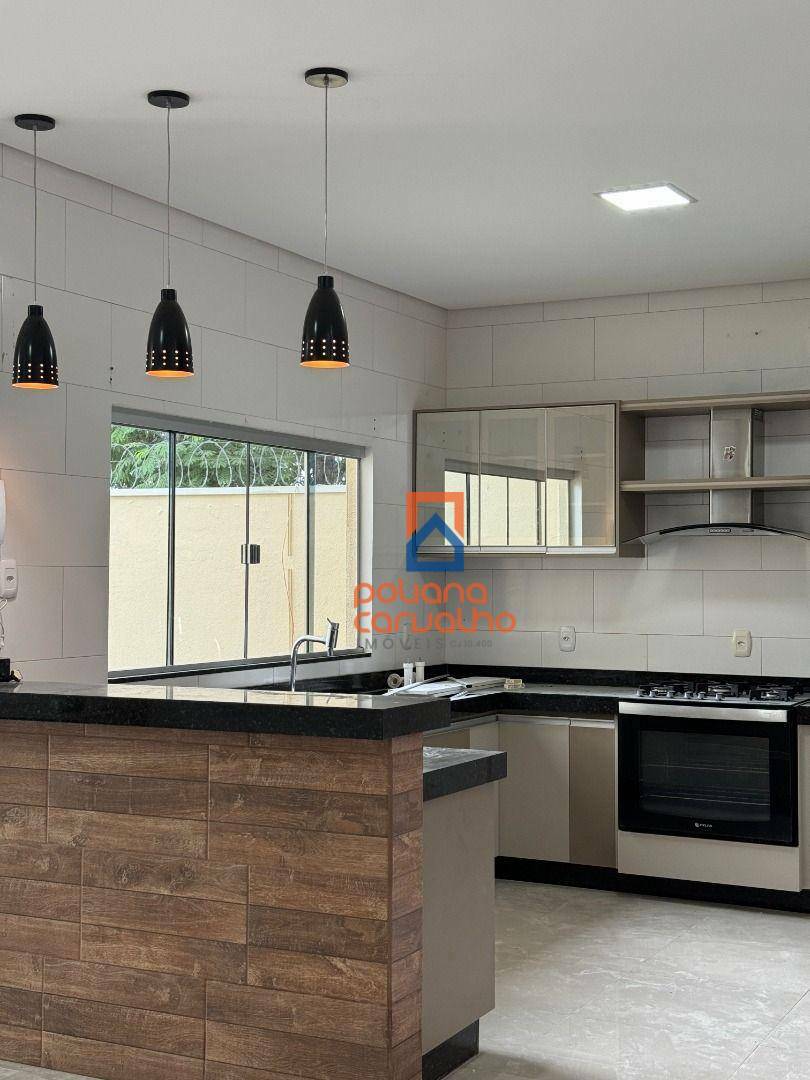 Casa à venda com 3 quartos, 220m² - Foto 28