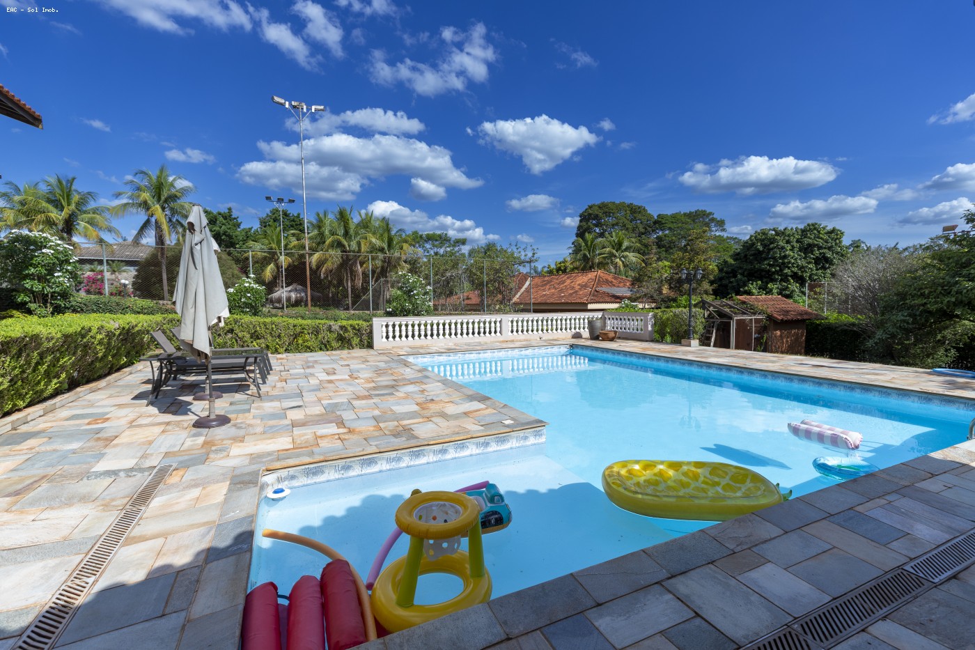 Chácara à venda com 6 quartos, 630m² - Foto 45