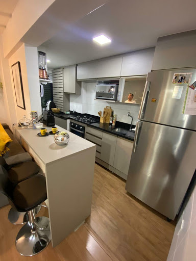 Apartamento à venda com 2 quartos, 57m² - Foto 1