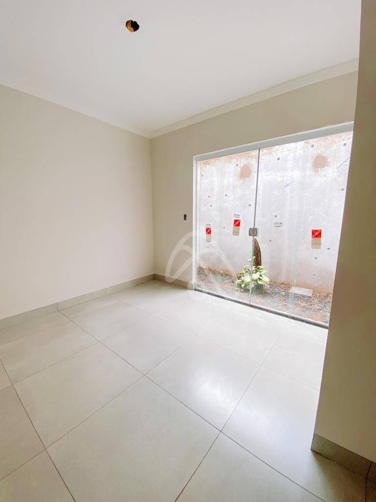 Casa à venda com 2 quartos, 64m² - Foto 8